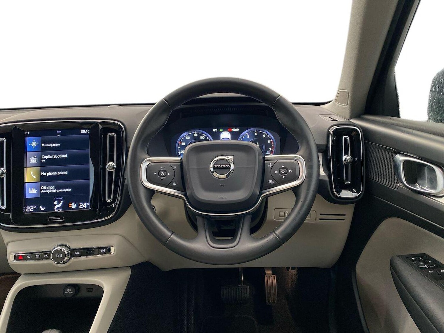 Used Volvo XC40 2019 for sale - 76892109: Photo 10