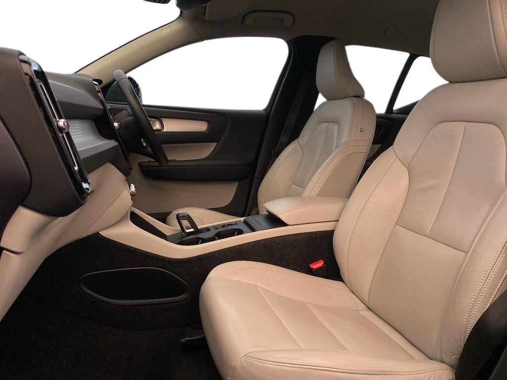 Used Volvo XC40 2019 for sale - 76892109: Photo 8