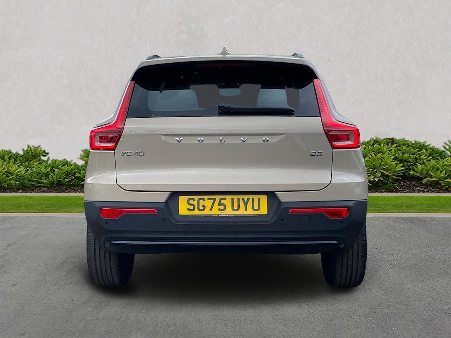 Used Volvo XC40 2025 for sale - 76115499: Photo 5