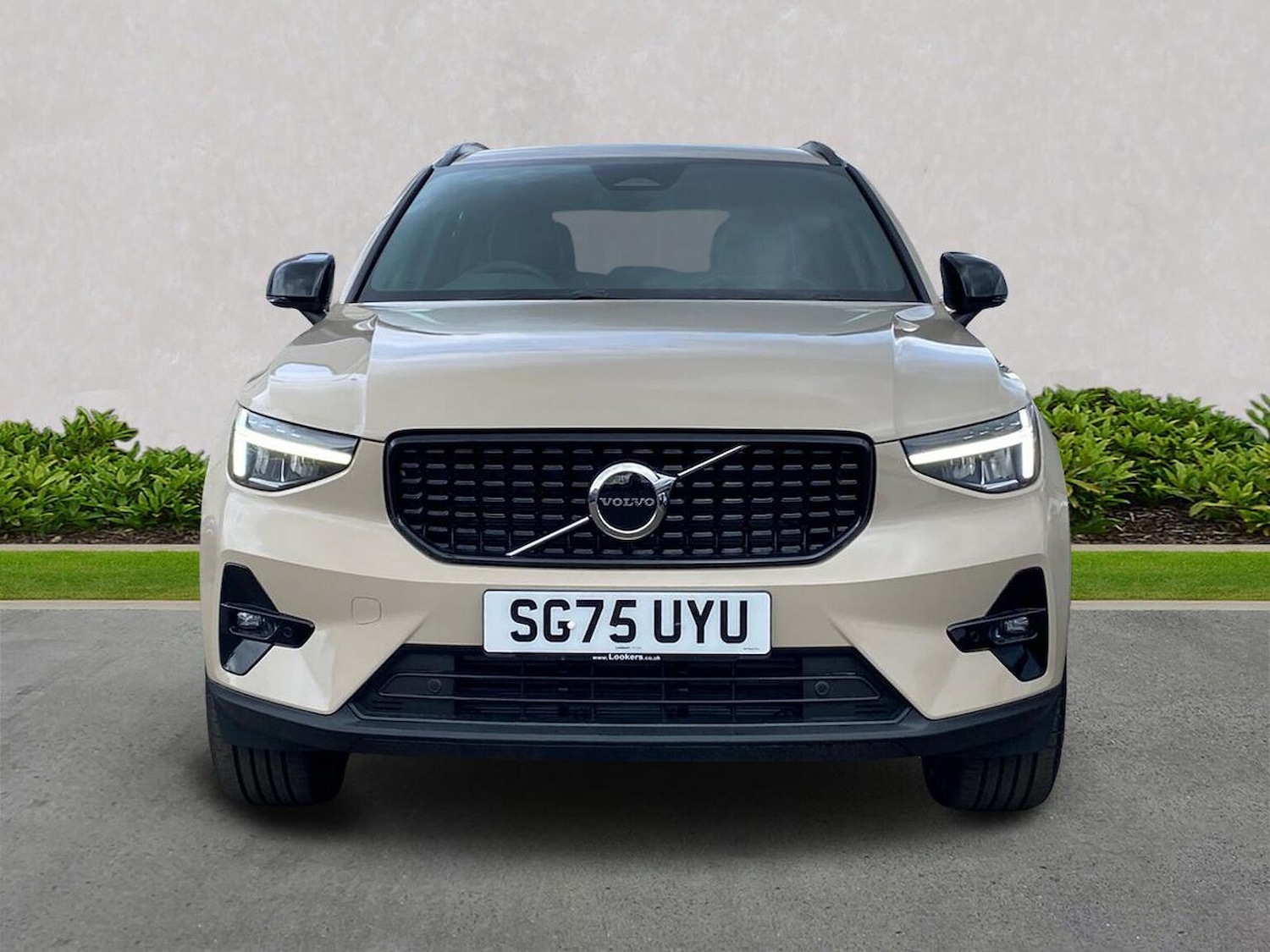 Used Volvo XC40 2025 for sale - 76115499: Photo 6