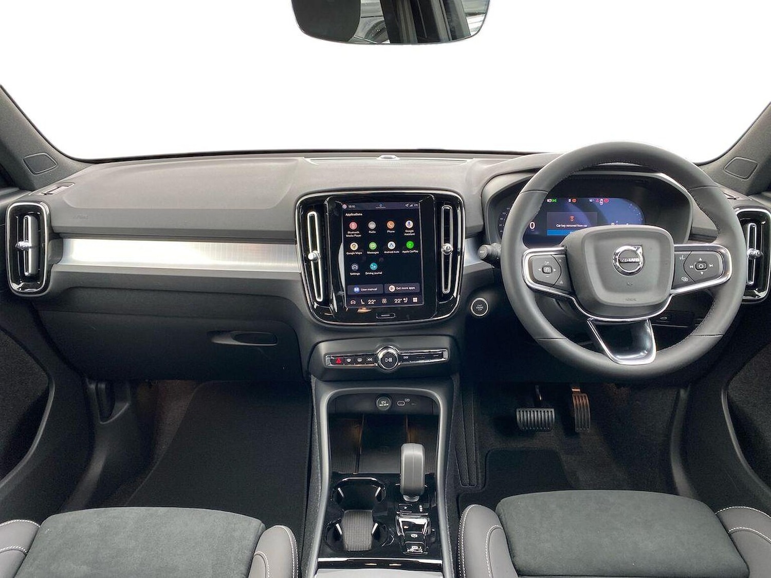Used Volvo XC40 2025 for sale - 76115499: Photo 9