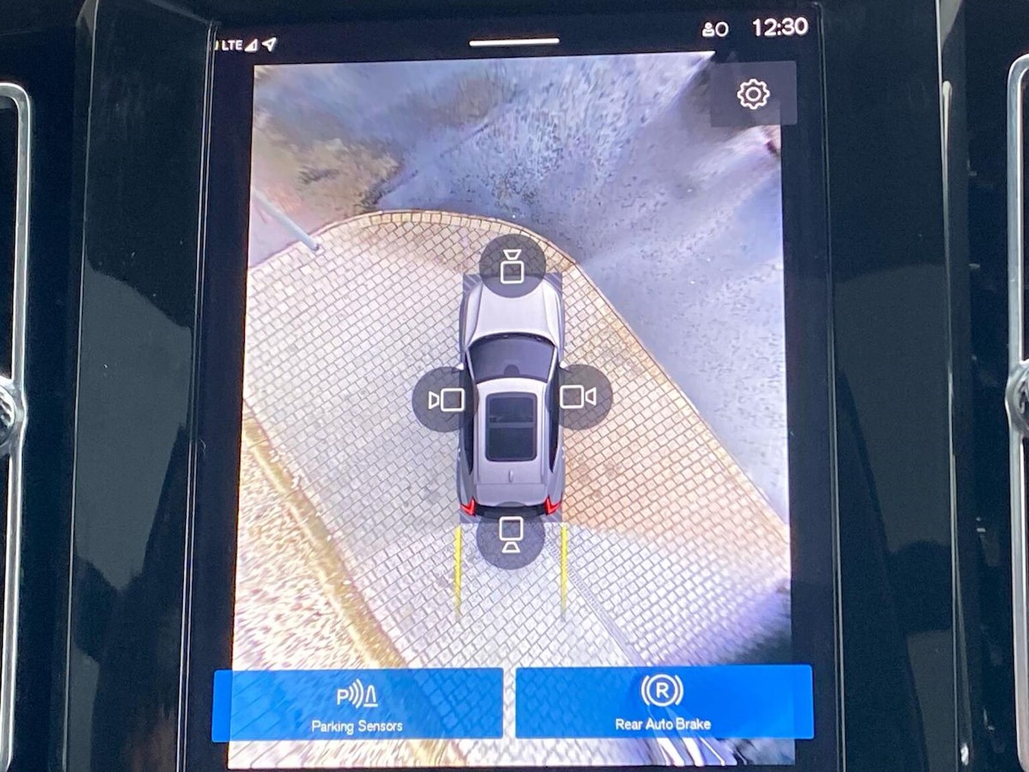 Used Volvo XC40 2023 for sale - 76450588: Photo 23