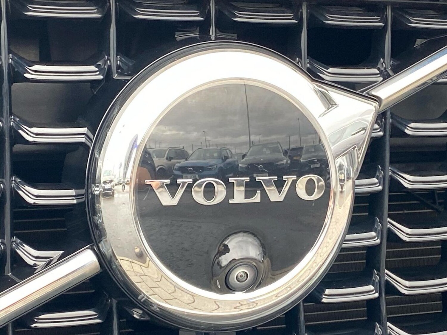 Used Volvo XC40 2023 for sale - 76450588: Photo 33