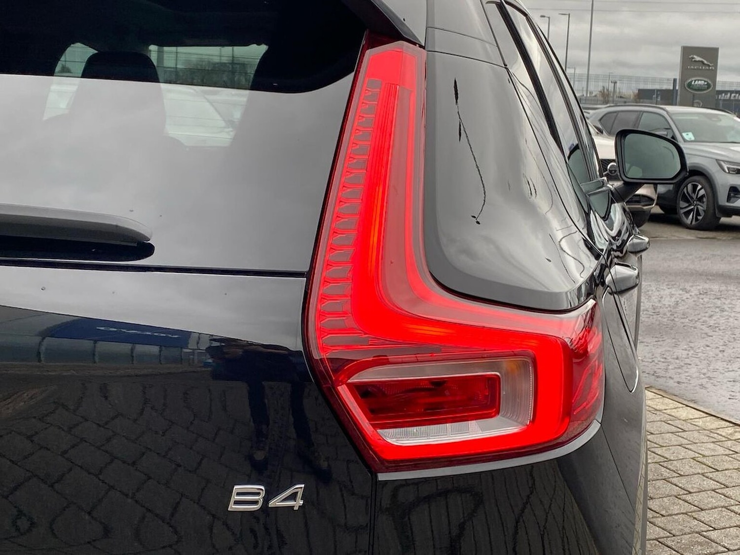 Used Volvo XC40 2023 for sale - 76450588: Photo 36