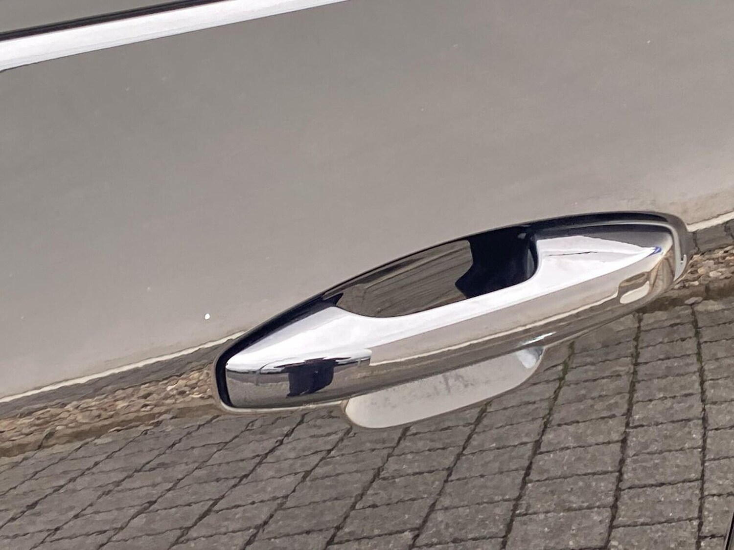 Used Volvo XC40 2023 for sale - 76450588: Photo 37