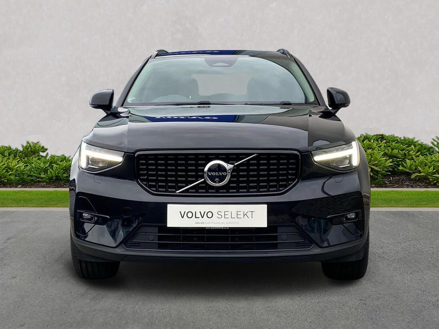 Used Volvo XC40 2023 for sale - 76450588: Photo 5