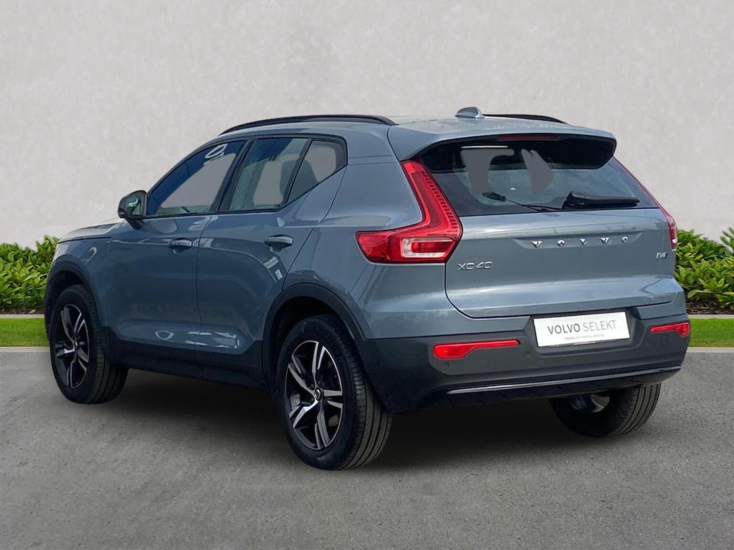 Used Volvo XC40 2022 for sale - 78191115: Photo 2