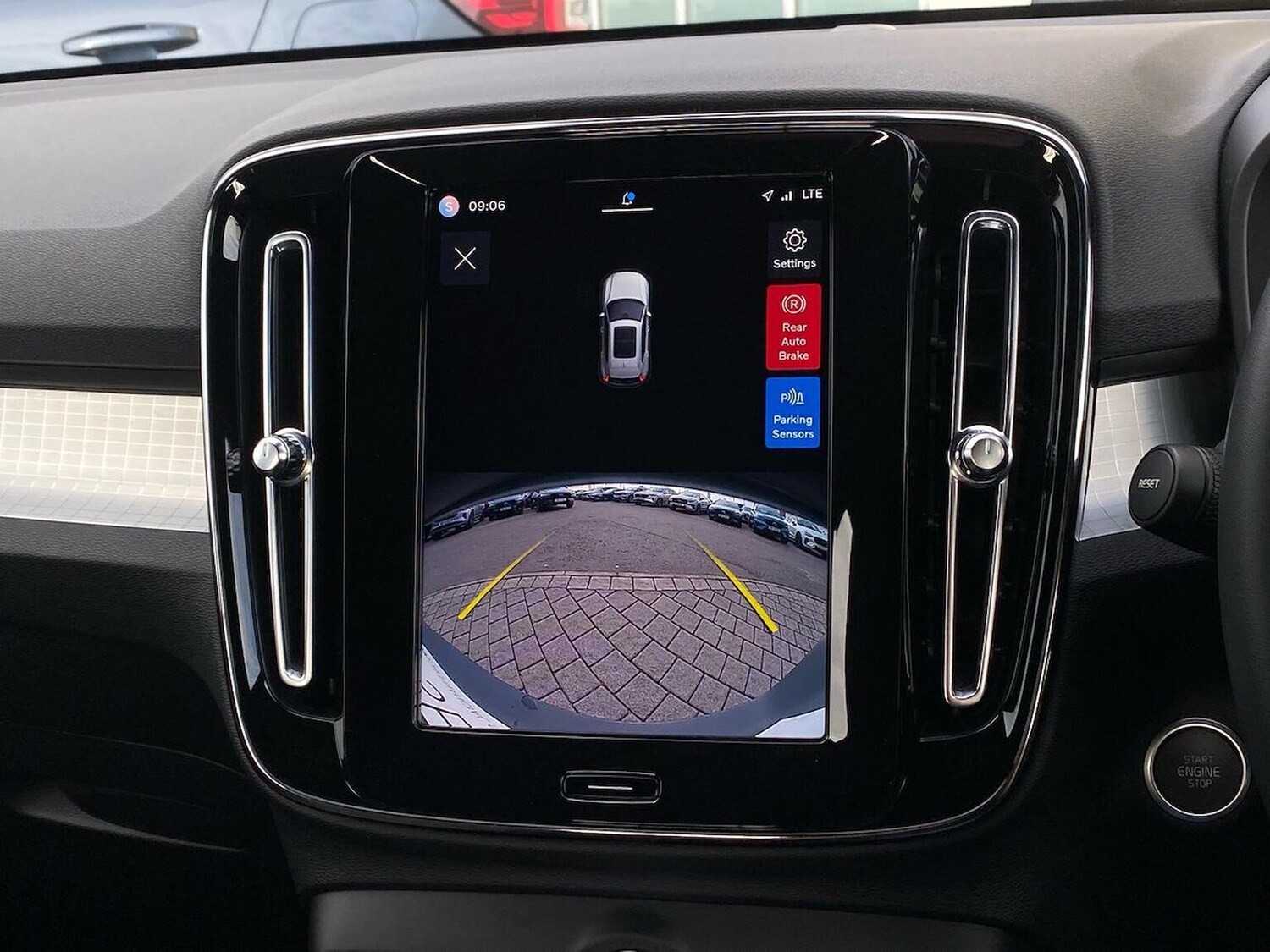 Used Volvo XC40 2022 for sale - 78191115: Photo 25