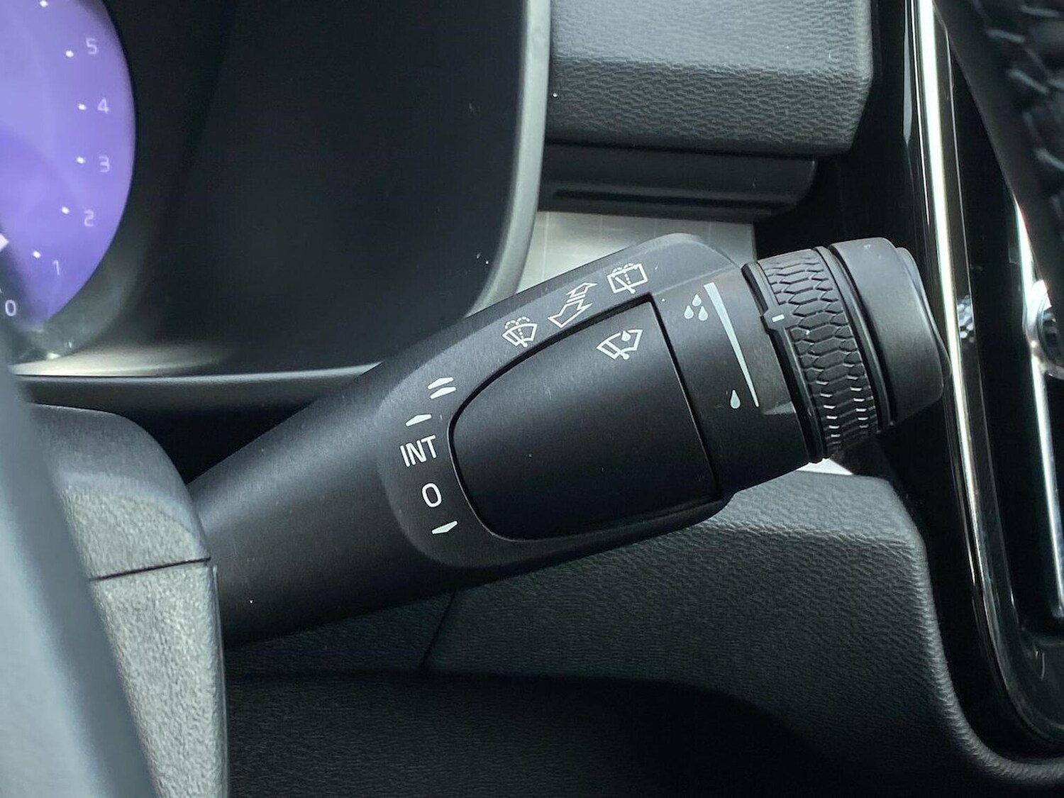 Used Volvo XC40 2022 for sale - 78191115: Photo 30