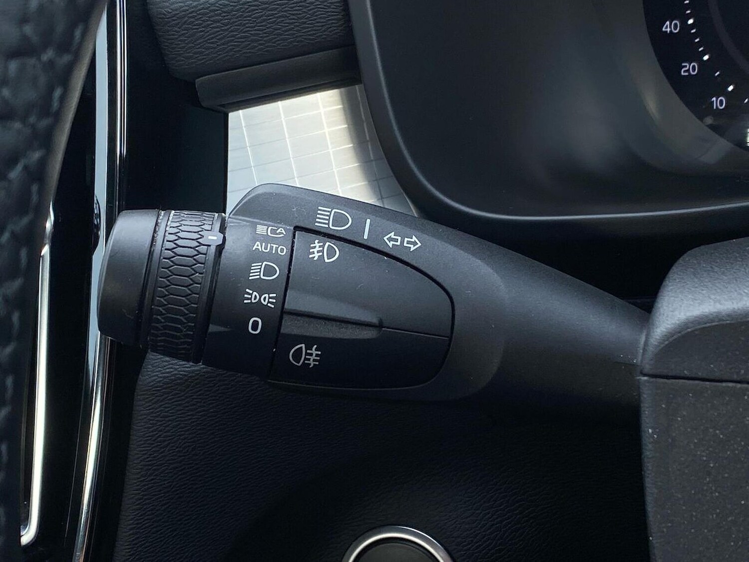 Used Volvo XC40 2022 for sale - 78191115: Photo 31