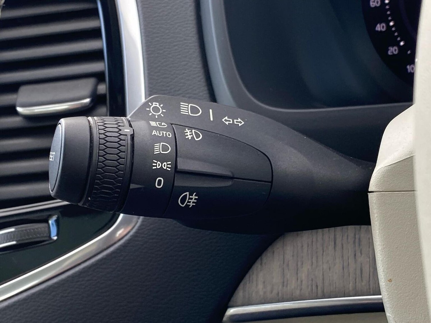 Used Volvo XC90 2023 for sale - 78191193: Photo 31