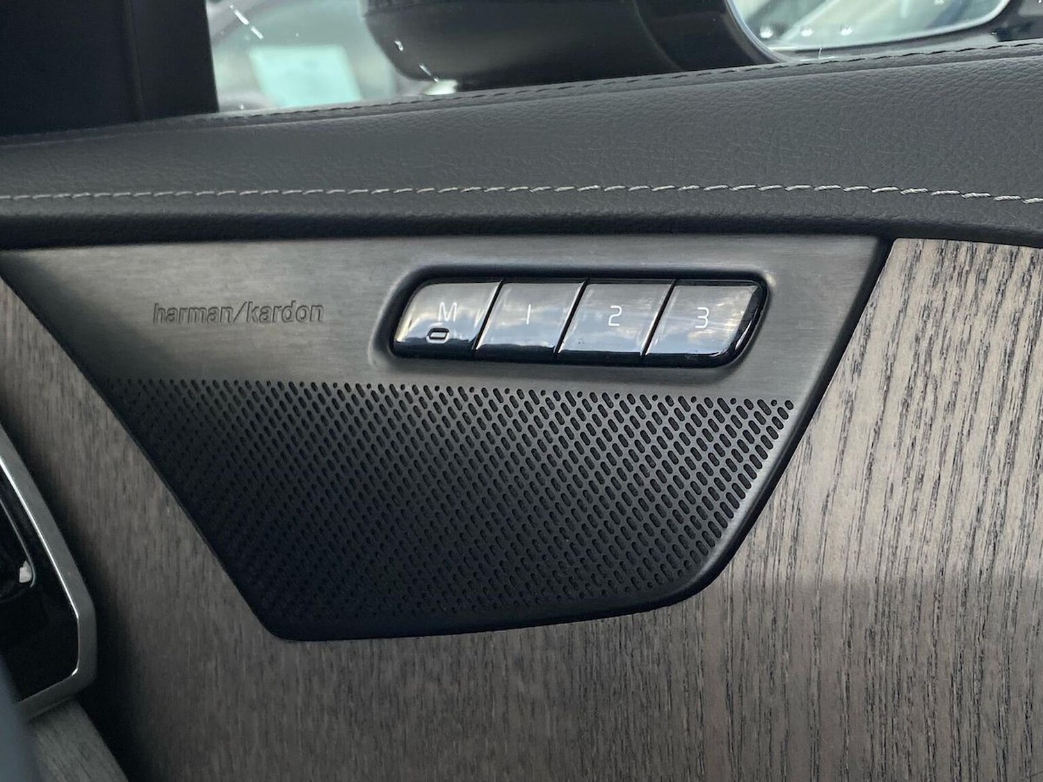 Used Volvo XC90 2023 for sale - 78191193: Photo 33