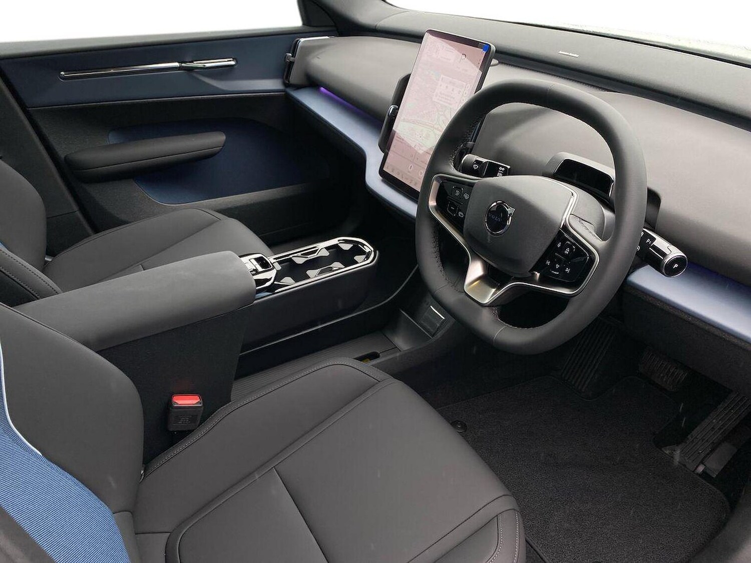 Used Volvo EX30 2025 for sale - 76102503: Photo 16