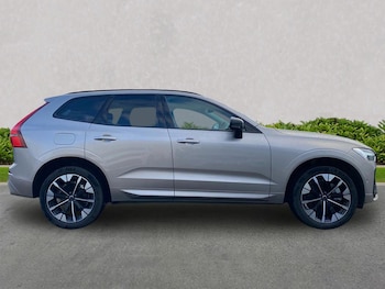 Used Volvo XC60 2025 for sale - 77562968: Photo