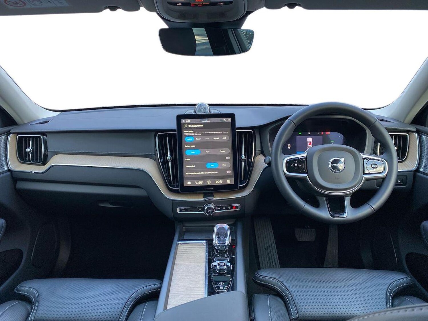 Used Volvo XC60 2025 for sale - 77562968: Photo 8