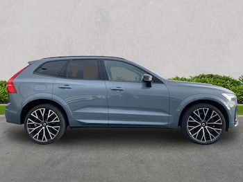 Used Volvo XC60 2021 for sale - 76392483: Photo