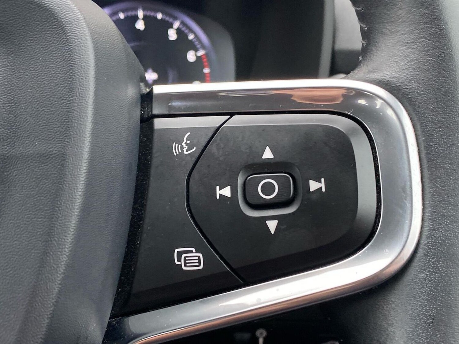 Used Volvo XC40 2019 for sale - 76490744: Photo 26