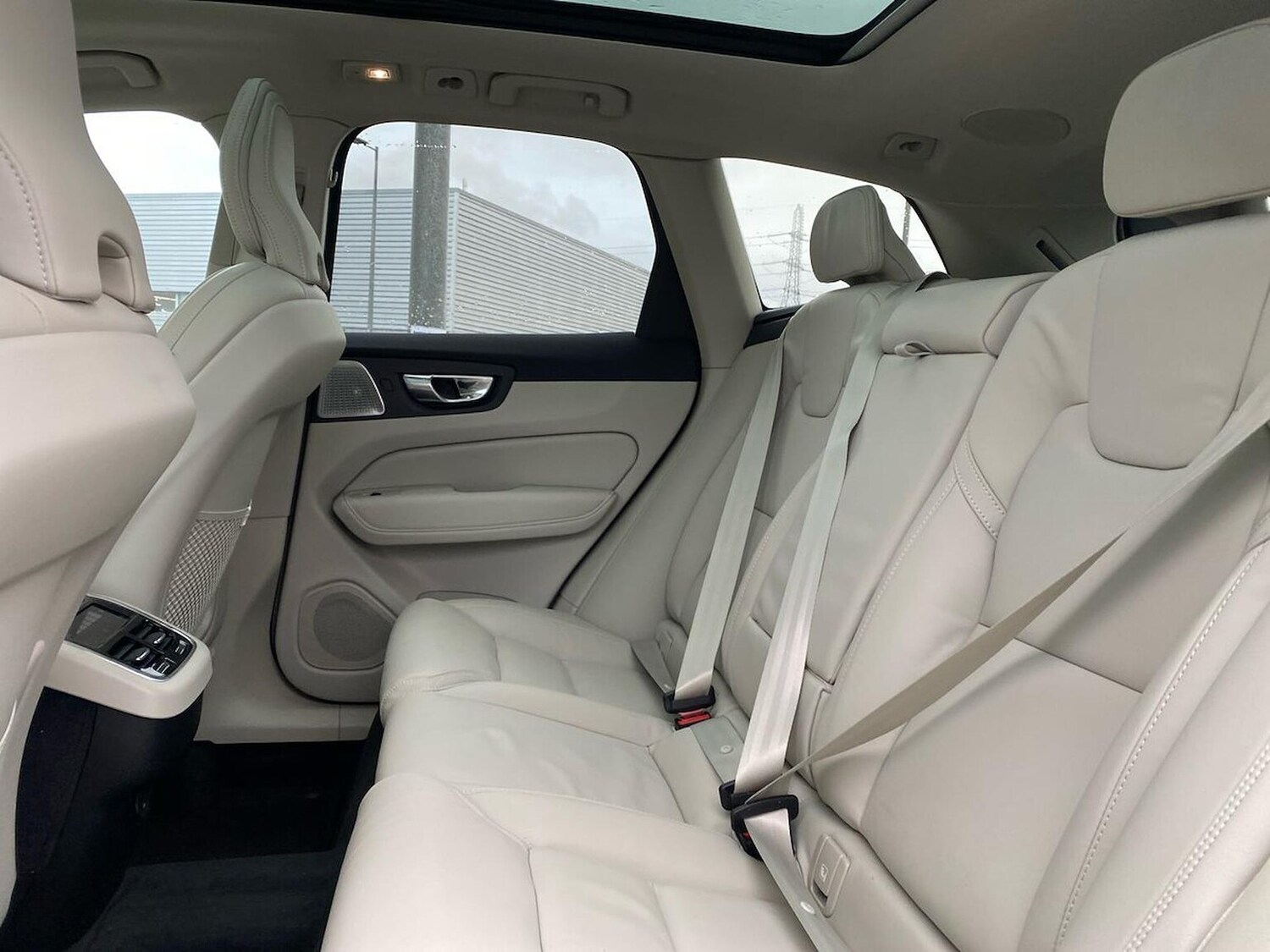 Used Volvo XC60 2025 for sale - 77901703: Photo 16