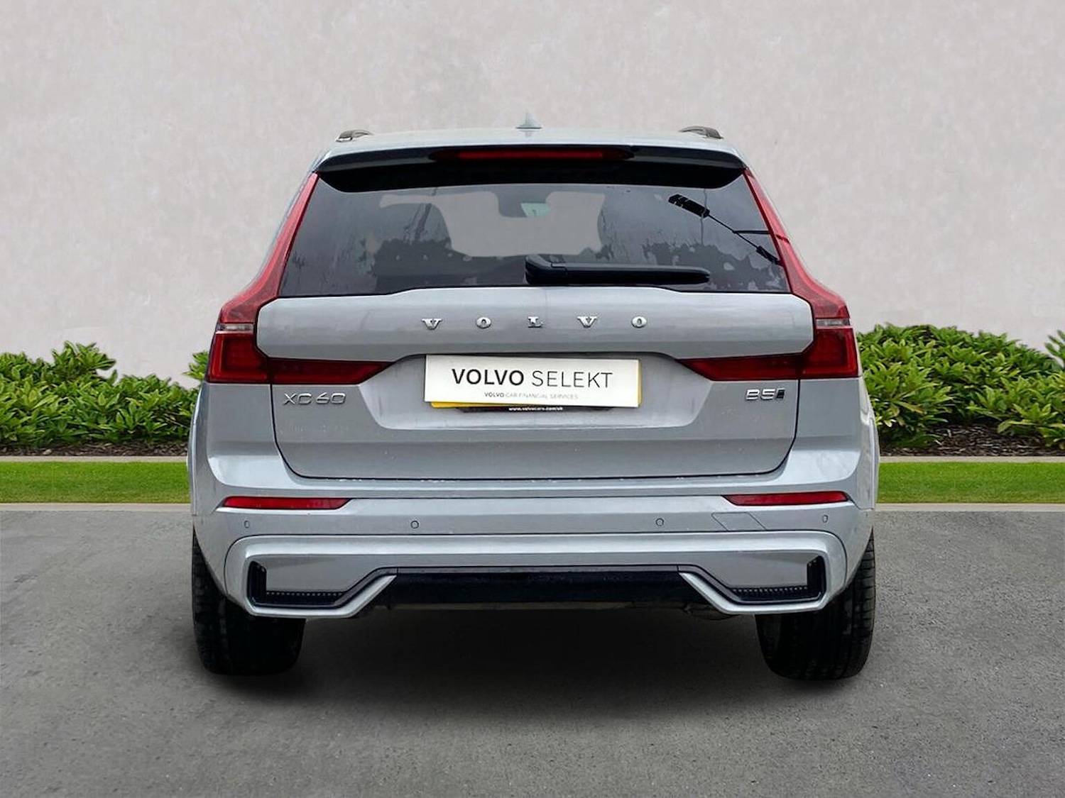 Used Volvo XC60 2025 for sale - 77901703: Photo 4