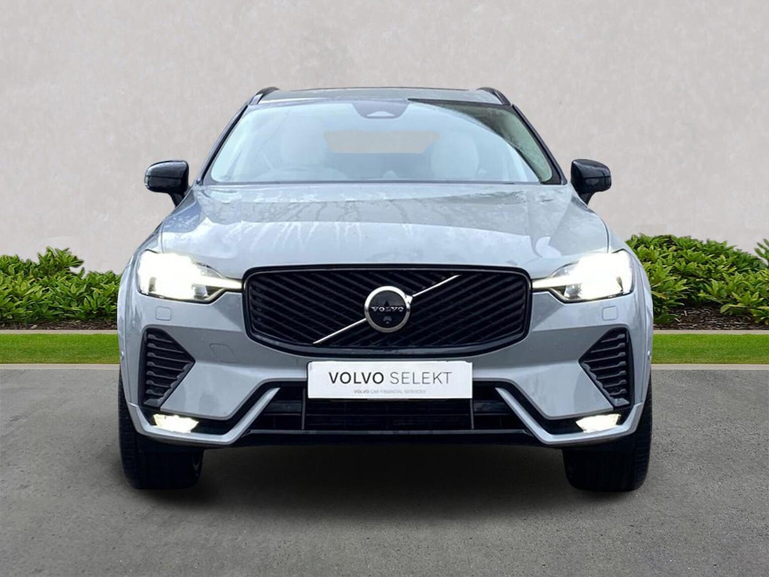 Used Volvo XC60 2025 for sale - 77901703: Photo 5