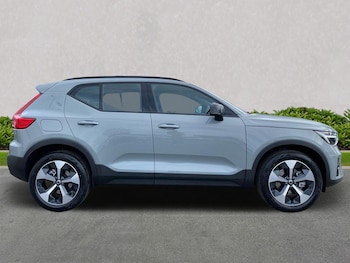 Used Volvo XC40 2025 for sale - 76115500: Photo 4