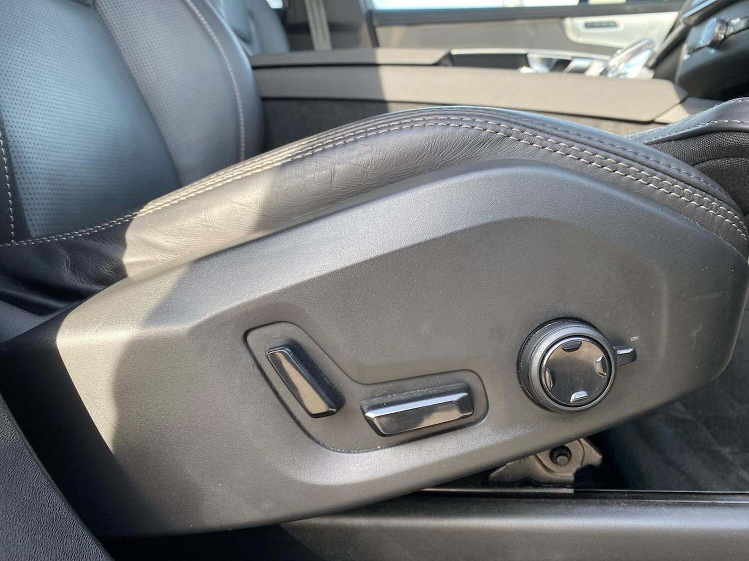 Used Volvo XC90 2025 for sale - 78211138: Photo 32