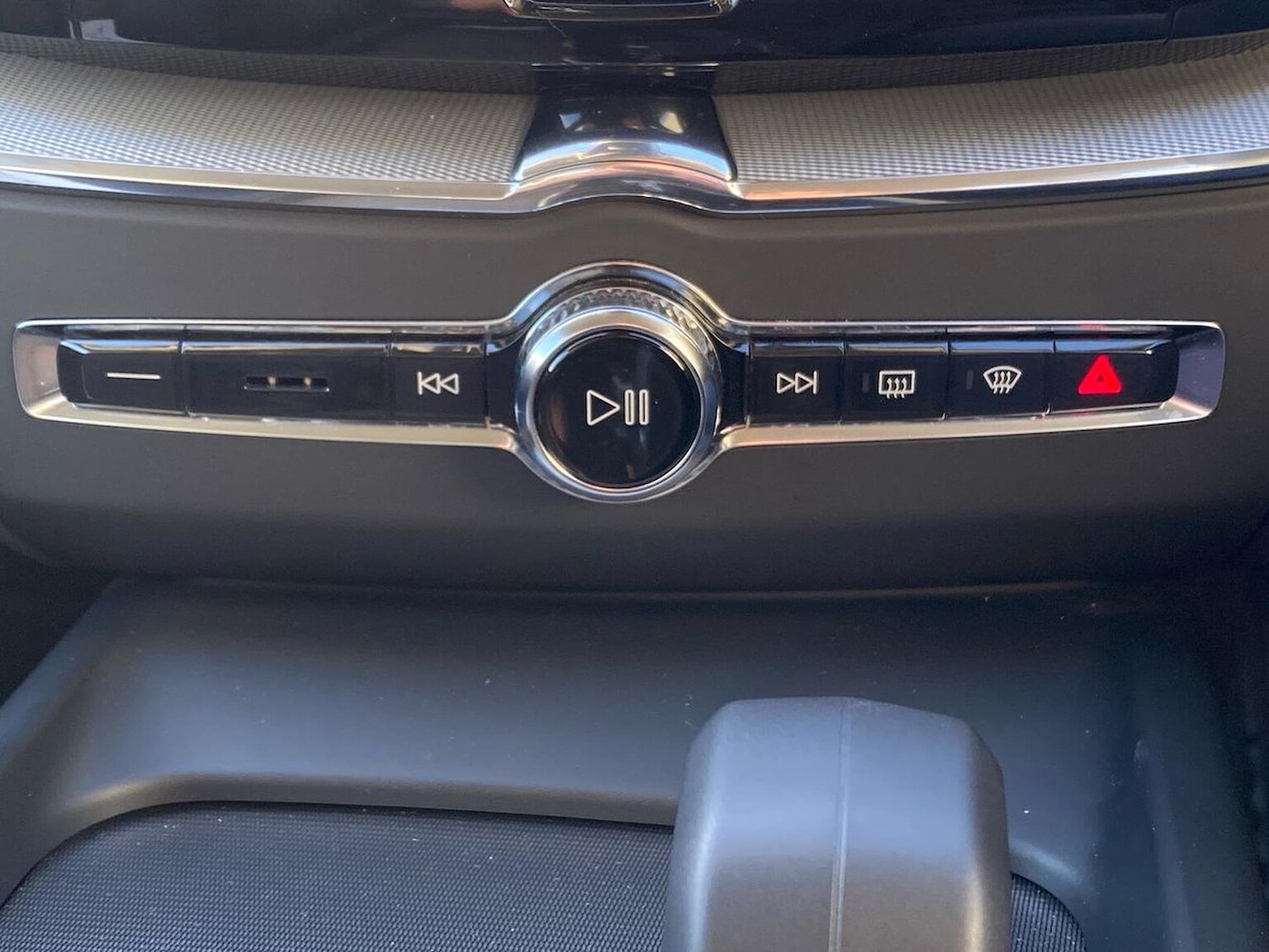 Used Volvo XC60 2023 for sale - 76570994: Photo 13