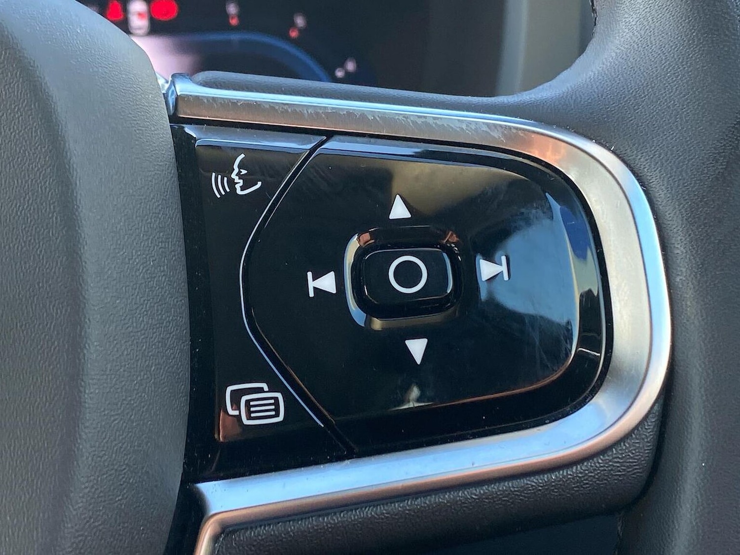 Used Volvo XC60 2023 for sale - 76570994: Photo 26