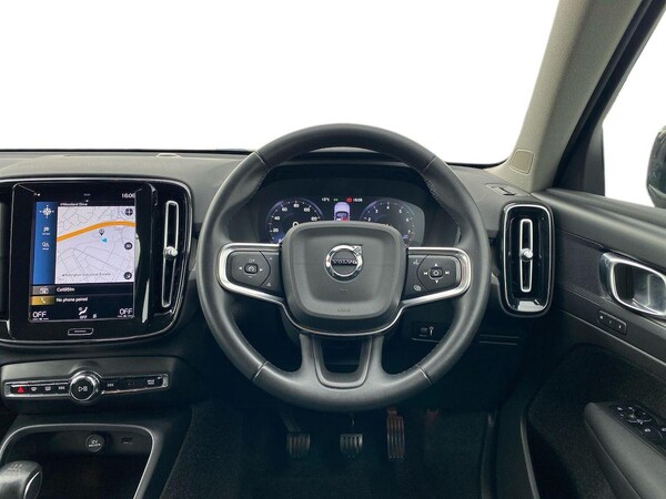 Used Volvo XC40 2021 for sale - 76268322: Photo 10