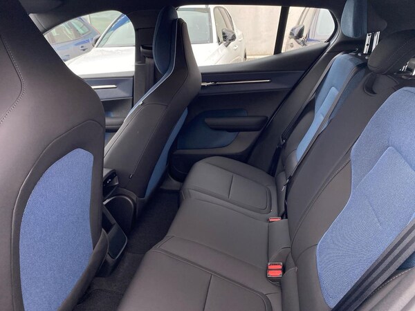 Used Volvo EX30 2025 for sale - 76268326: Photo 17