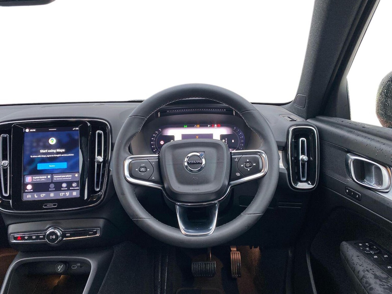 Used Volvo XC40 2023 for sale - 78144531: Photo 11