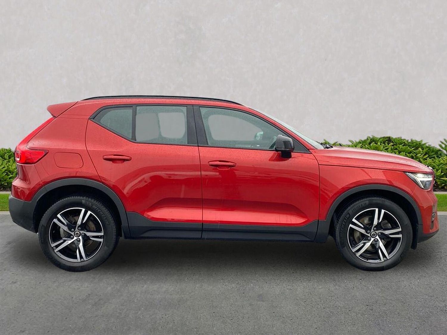 Used Volvo XC40 2023 for sale - 78144531: Photo 5
