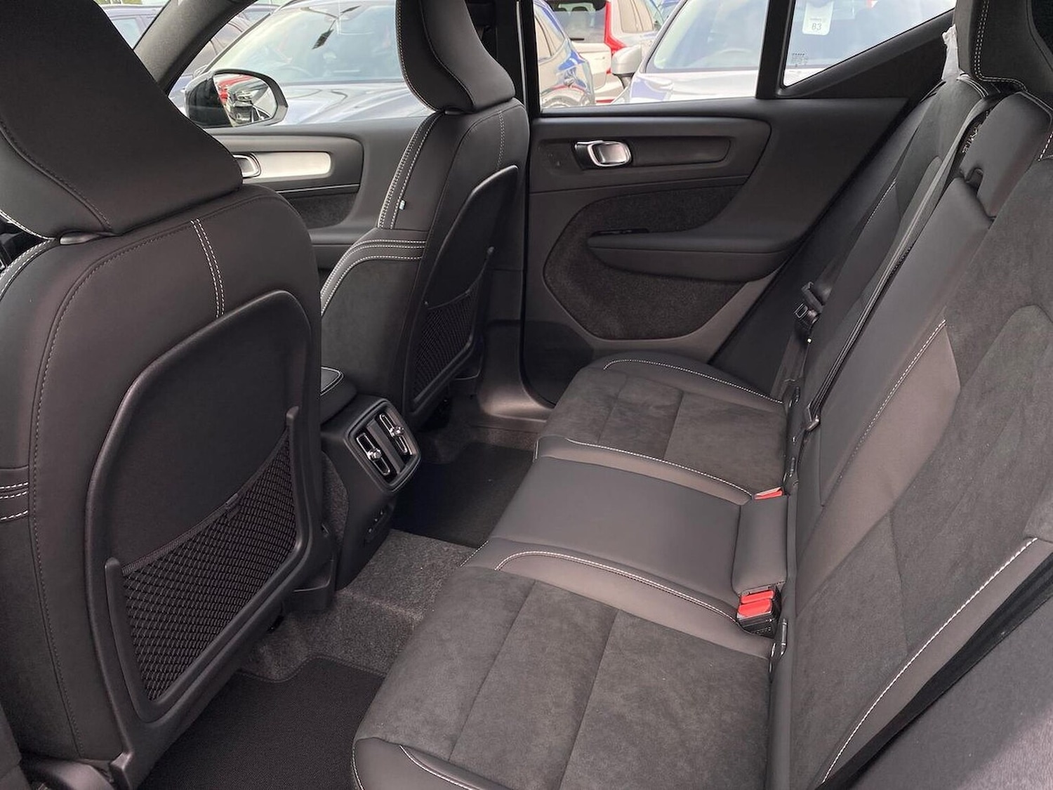 Used Volvo XC40 2025 for sale - 76115507: Photo 17