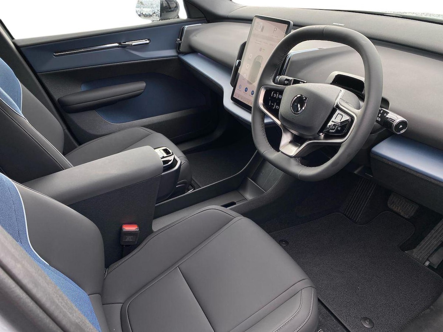 Used Volvo EX30 2025 for sale - 76864008: Photo 16