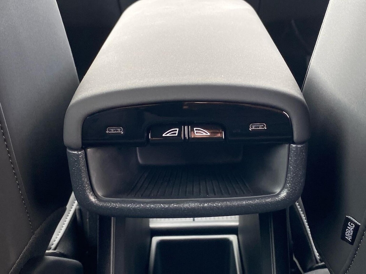 Used Volvo EX30 2025 for sale - 76864008: Photo 23