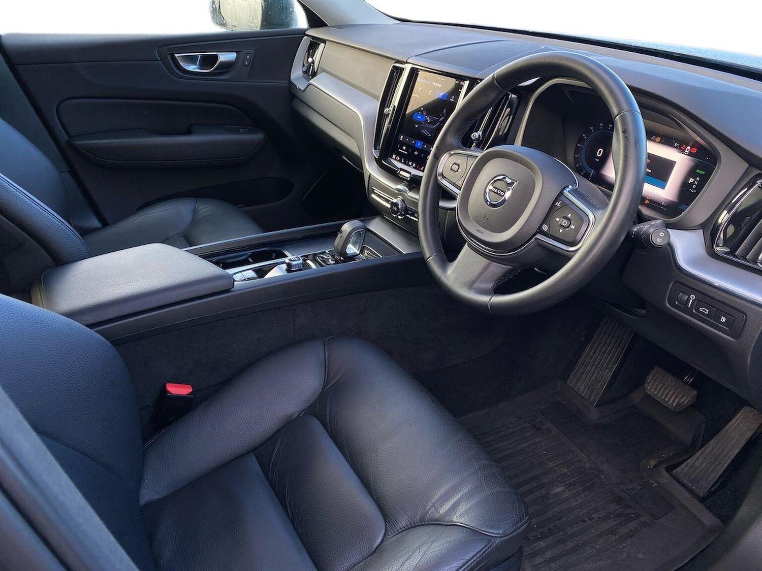 Used Volvo XC60 2021 for sale - 76352491: Photo 16
