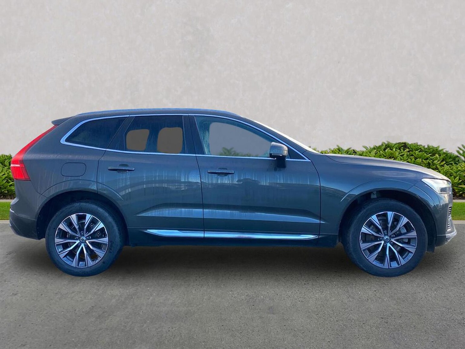 Used Volvo XC60 2021 for sale - 76352491: Photo 4