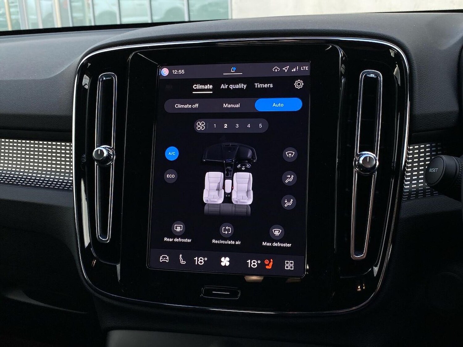 Used Volvo EX40 2026 for sale - 77901702: Photo 24