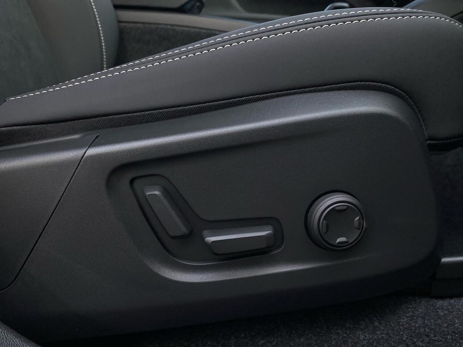 Used Volvo EX40 2026 for sale - 77901702: Photo 29