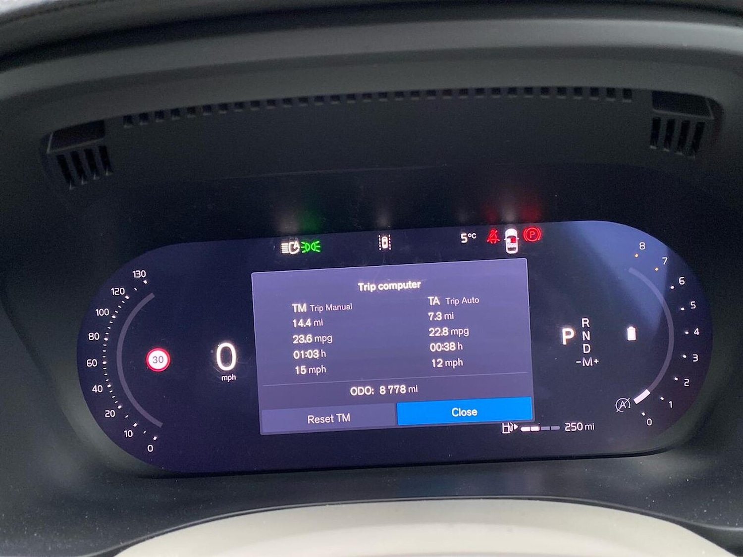 Used Volvo XC60 2025 for sale - 77896311: Photo 10