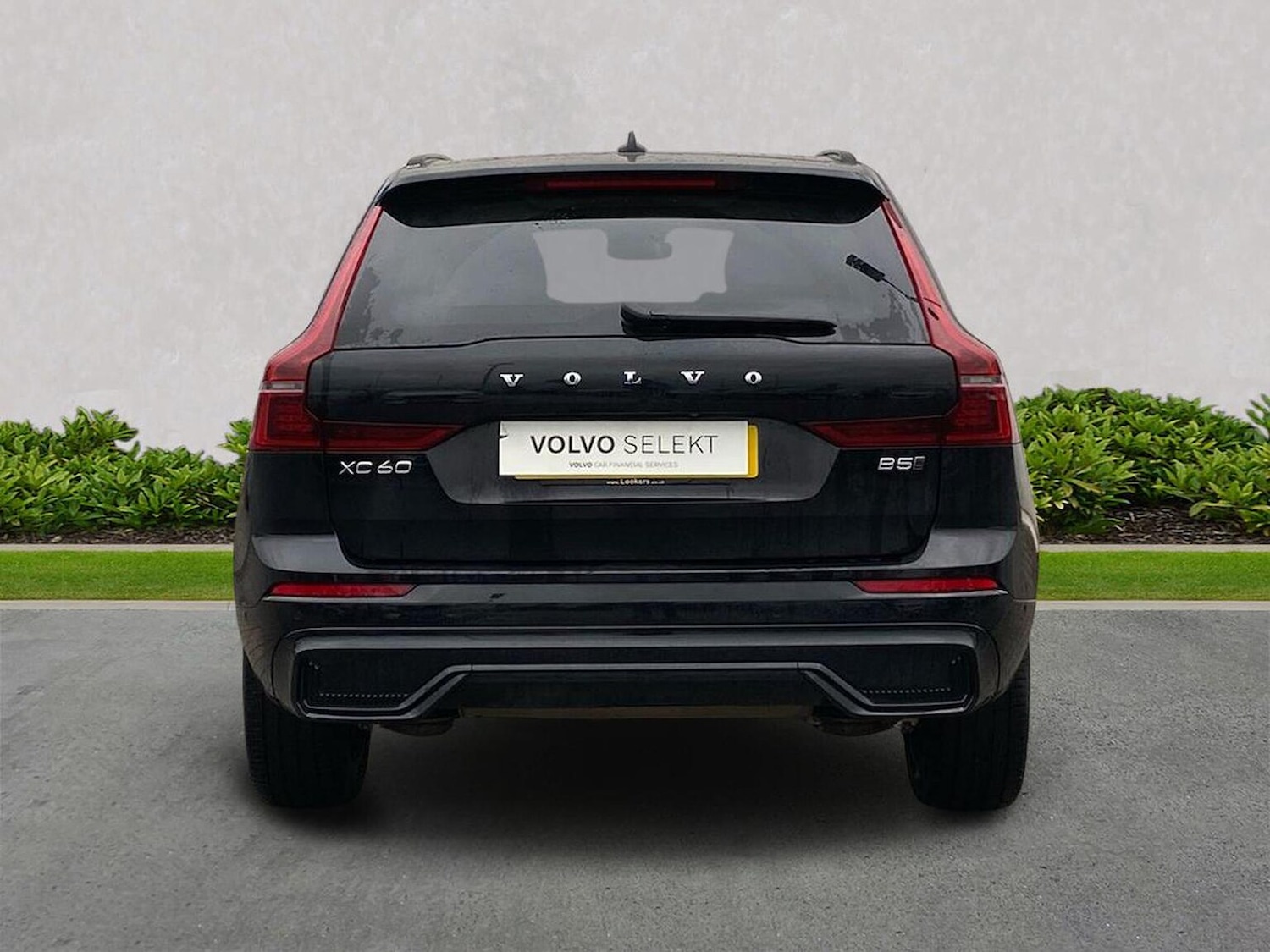 Used Volvo XC60 2025 for sale - 77896311: Photo 4