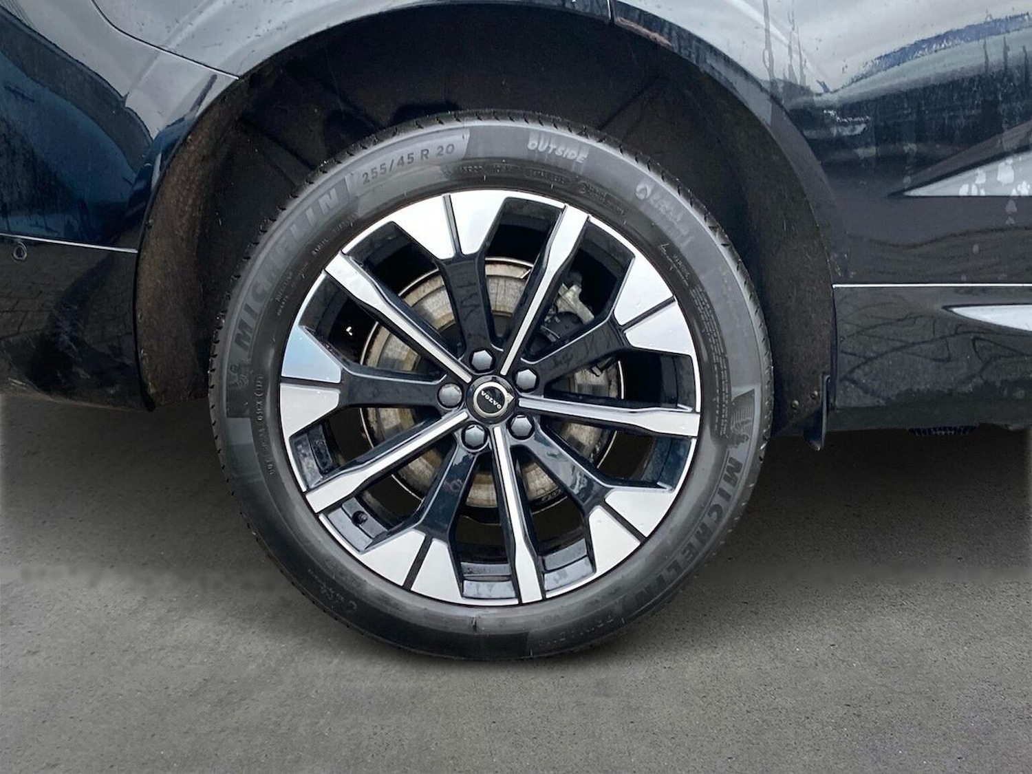 Used Volvo XC60 2025 for sale - 77896311: Photo 6