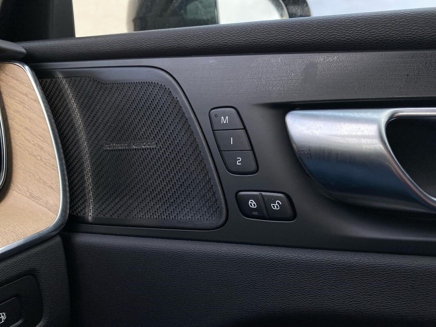 Used Volvo XC60 2025 for sale - 77676308: Photo 39