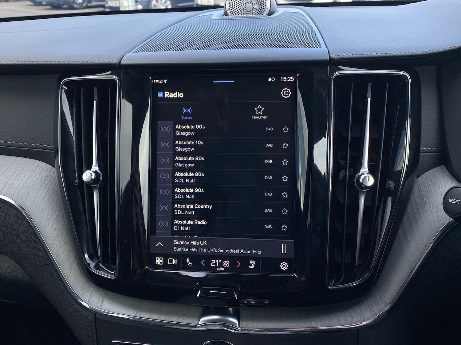 Used Volvo XC60 2025 for sale - 78191102: Photo 13