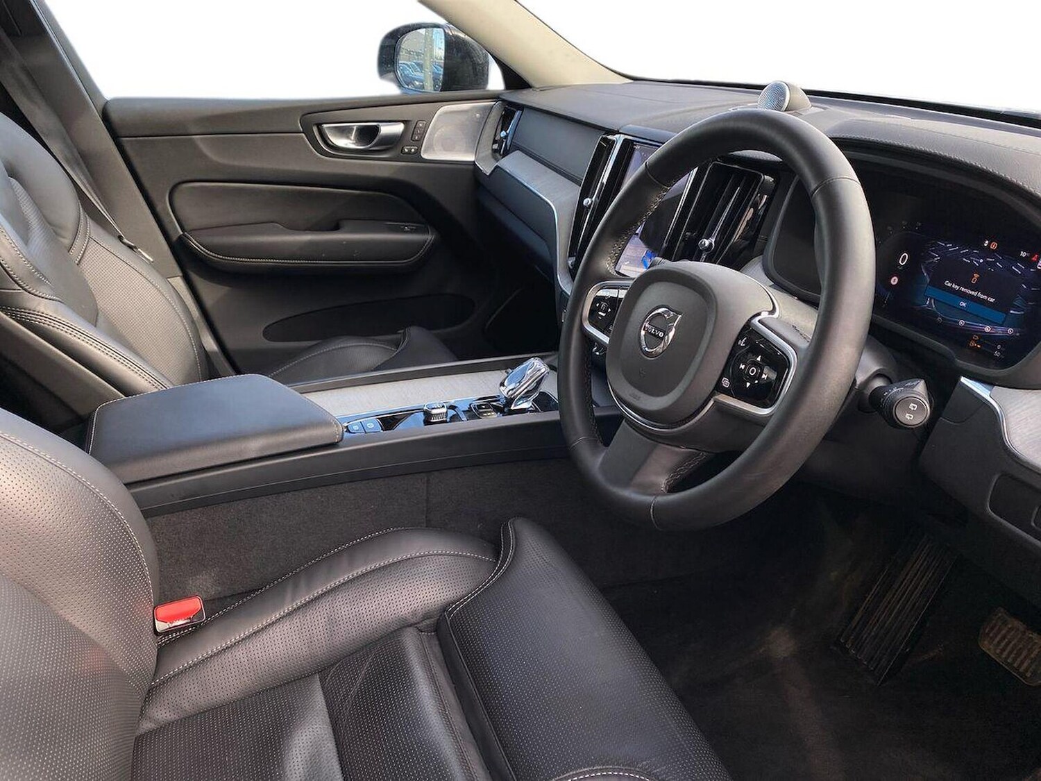 Used Volvo XC60 2025 for sale - 78191102: Photo 17