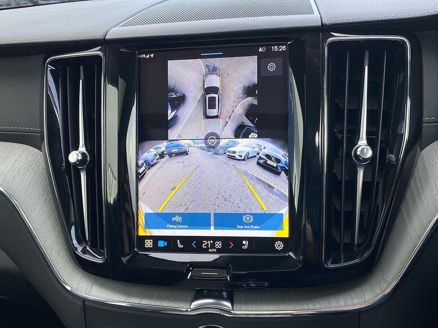 Used Volvo XC60 2025 for sale - 78191102: Photo 25