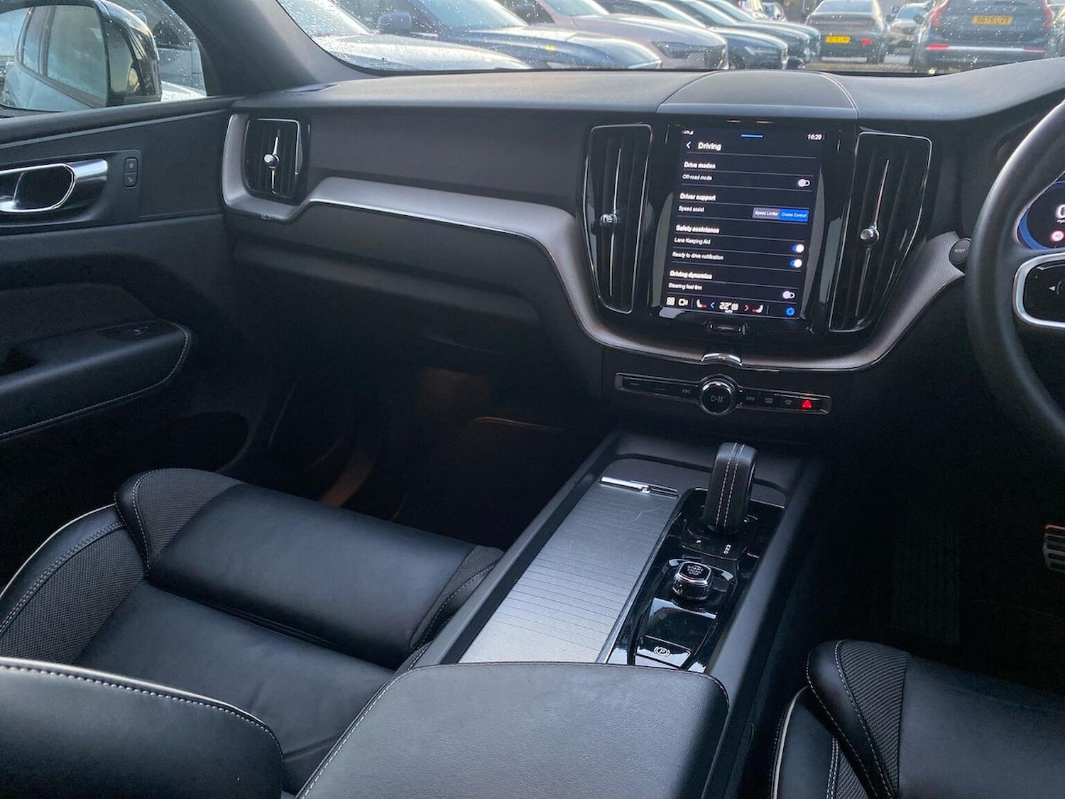 Used Volvo XC60 2021 for sale - 76396930: Photo 14