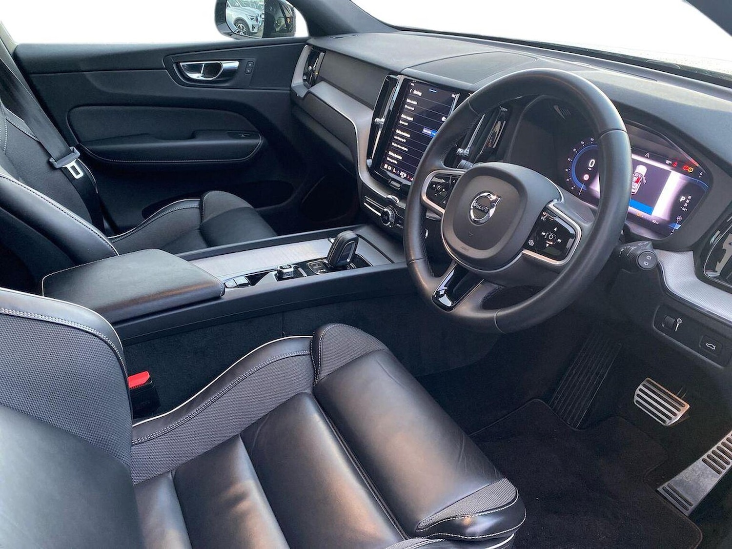 Used Volvo XC60 2021 for sale - 76396930: Photo 16