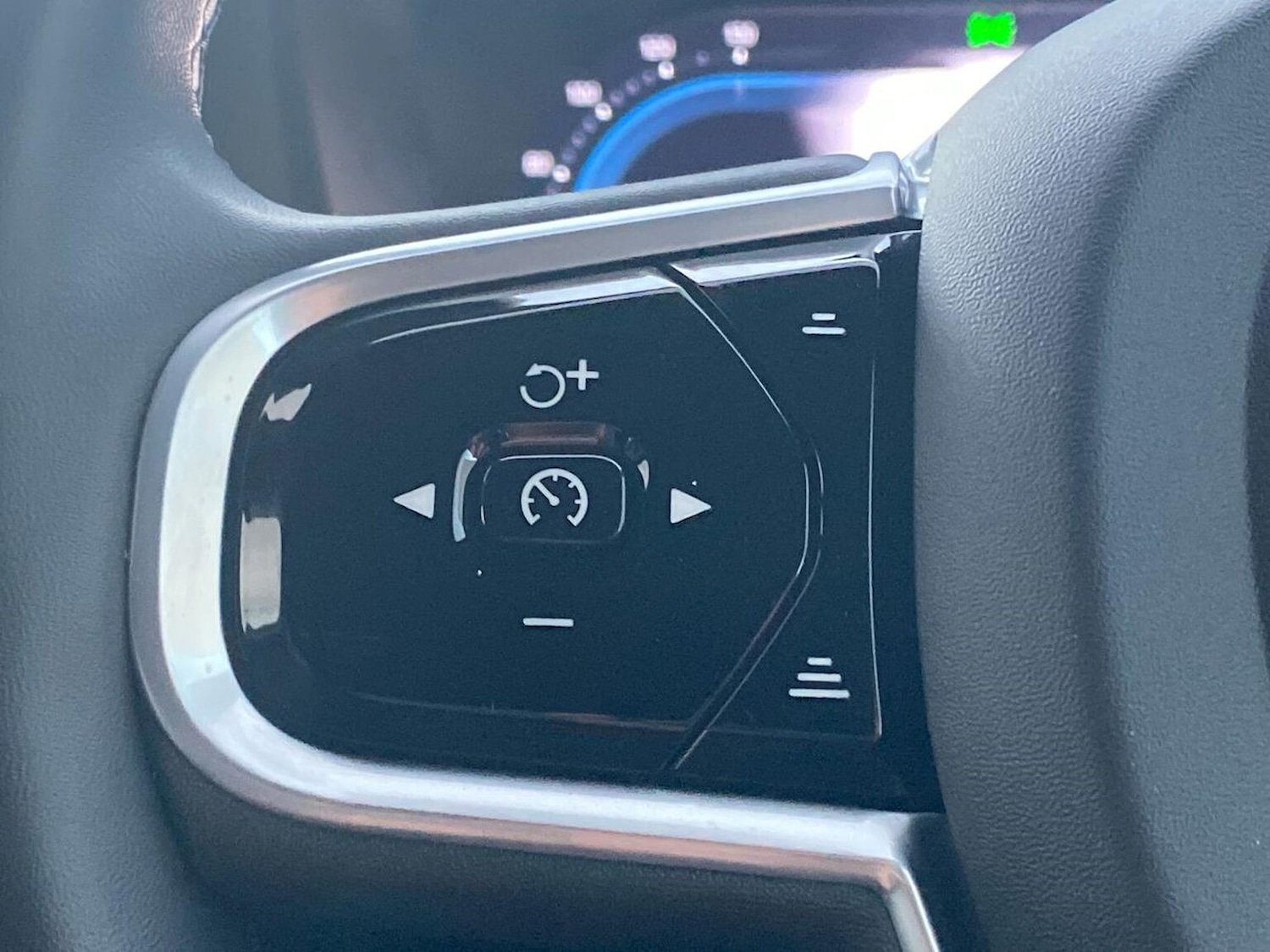 Used Volvo XC60 2021 for sale - 76396930: Photo 27