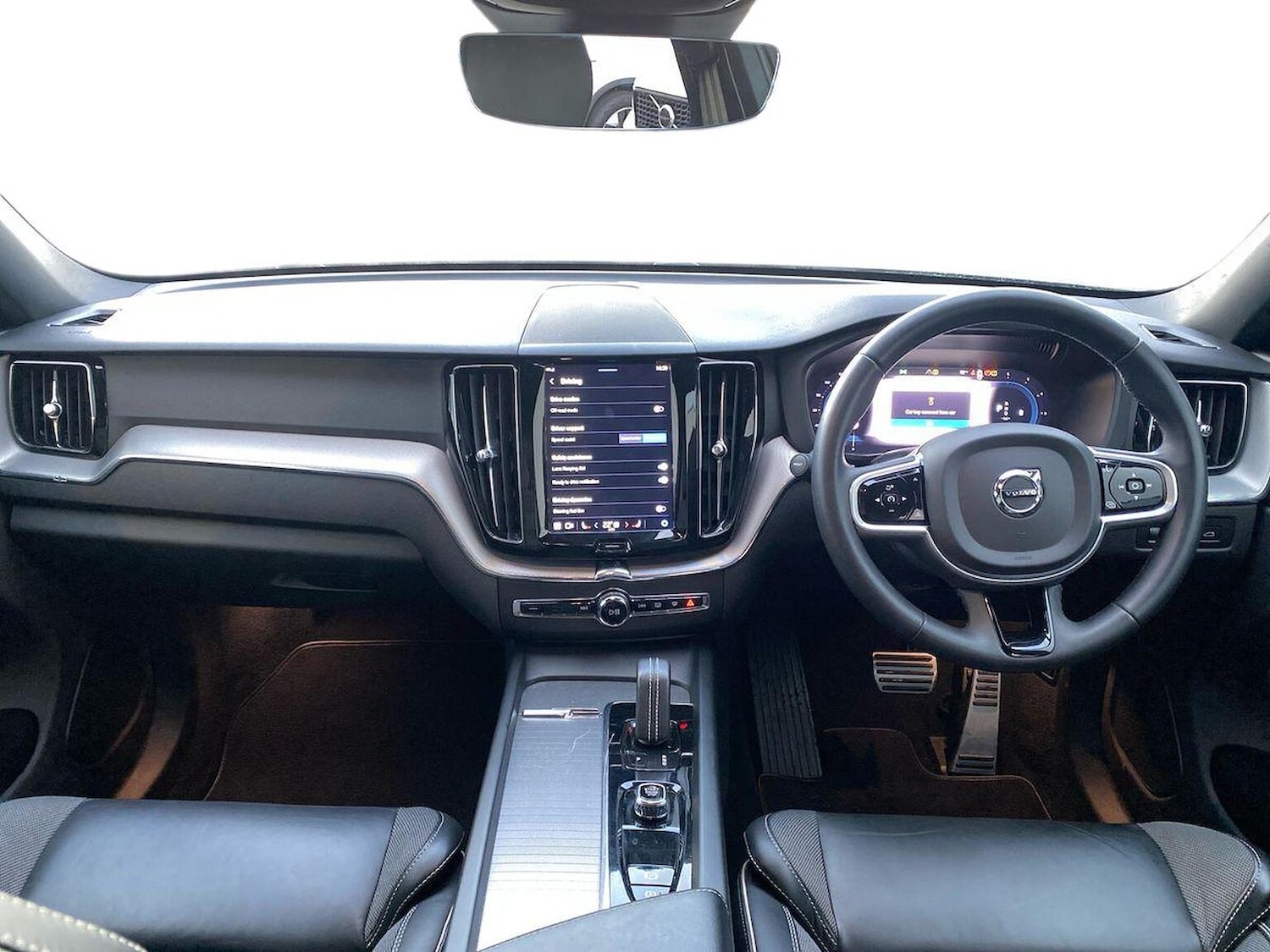 Used Volvo XC60 2021 for sale - 76396930: Photo 9